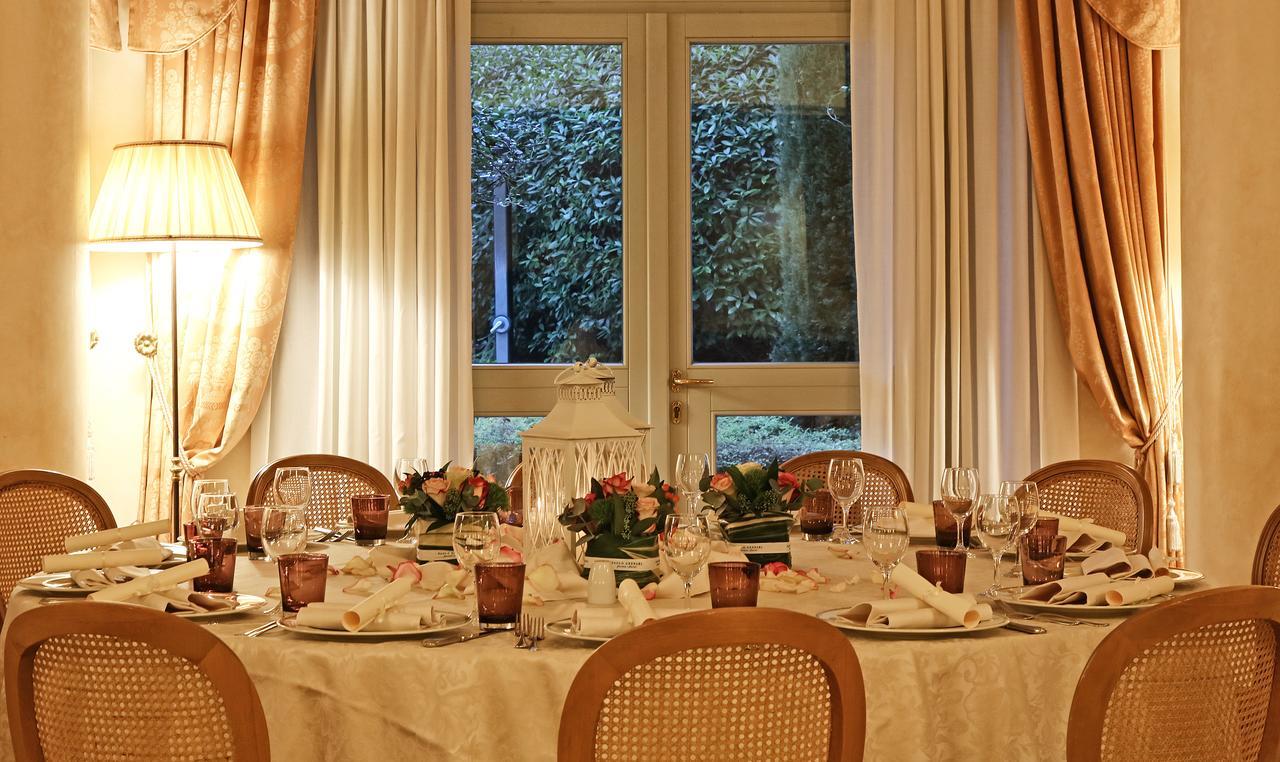 Hotel Savoy Palace Gardone Riviera Exterior foto