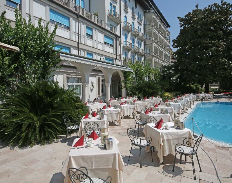 Hotel Savoy Palace Gardone Riviera Exterior foto